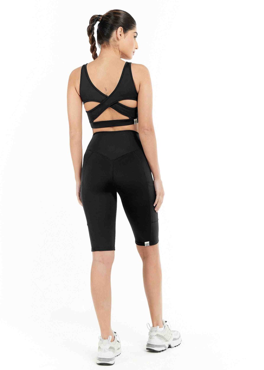 Buy The Giving Movement Black Double Layer Sports Bra in Softskin100© for  Women in UAE